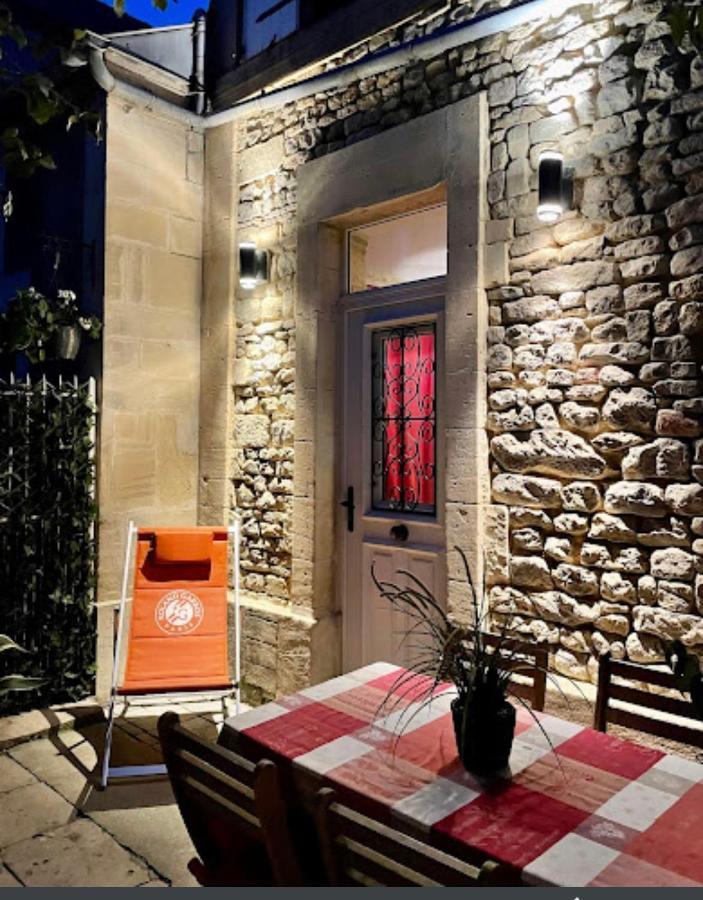 Bed and Breakfast Camélia Bayeux Exterior foto