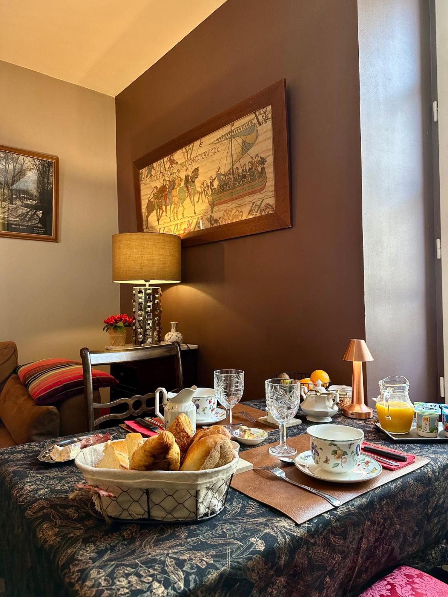 Bed and Breakfast Camélia Bayeux Exterior foto